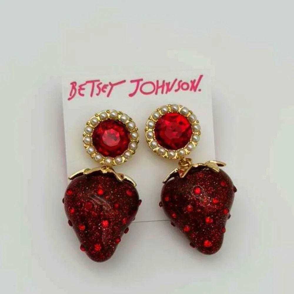 Betsey Johnson Strawberry Crystal & Pearl Drop Earrings - Red & White -‎ NWT